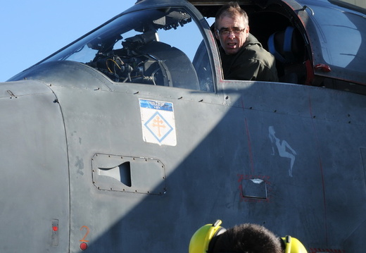 2011MNMG006 001 050