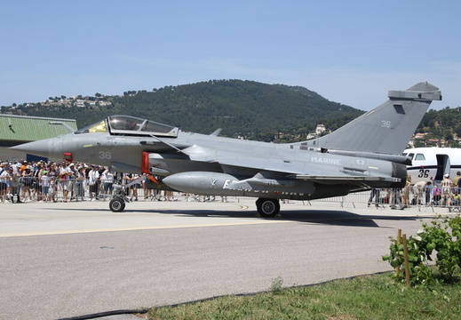 HYR 1443