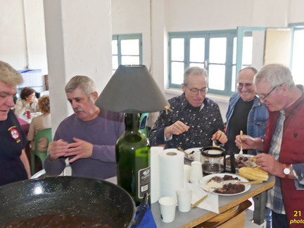 2026 03 21 AlzMar-PL P1130764 Au bar